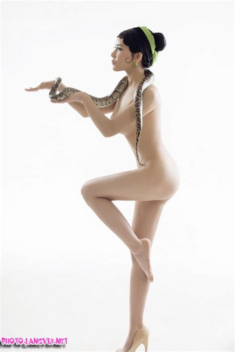 Diễn viên tân kim bình mai nude với trăn Ảnh Girl Xinh photo