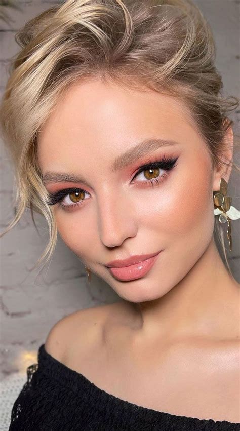Soft Glam Makeup Ideas Pink Tone Makeup Look In Soft Glam