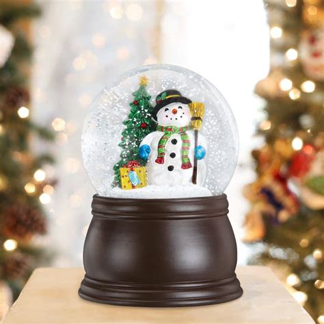 Gleeful Snowman Snow Globe From Vaillancourt