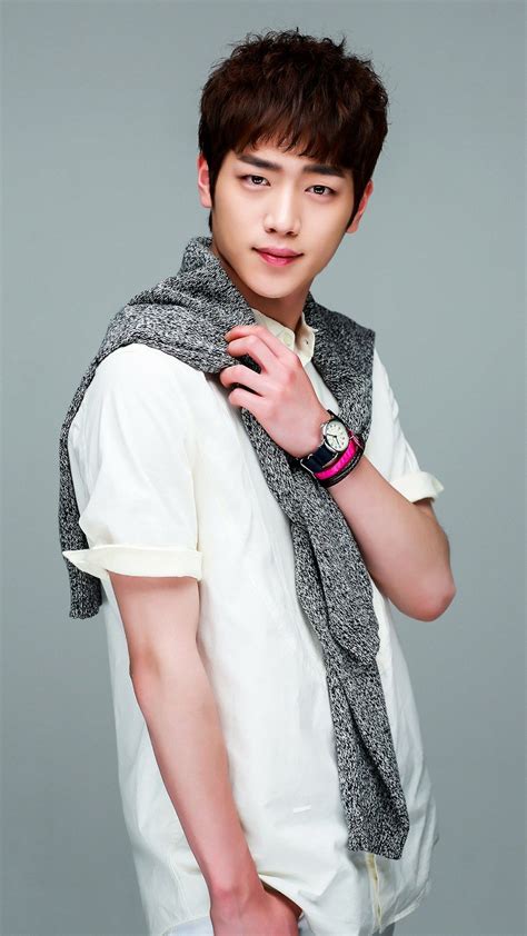 He gained recognition with his role in the television series cheese in the trap (2016) and has since starred in entourage (2016), are you human too? Seo Kang Joon WALLPAPER #wallpaper #lockscreen