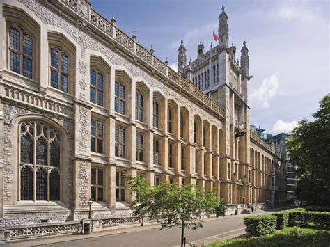 Best London Libraries 14 Lovely Libraries In London For Borrowing