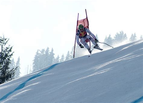 21) messen sich jedes jahr die weltbesten skifahrer. Abfahrt Kitzbühel 2011 Foto & Bild | sport, wintersport ...