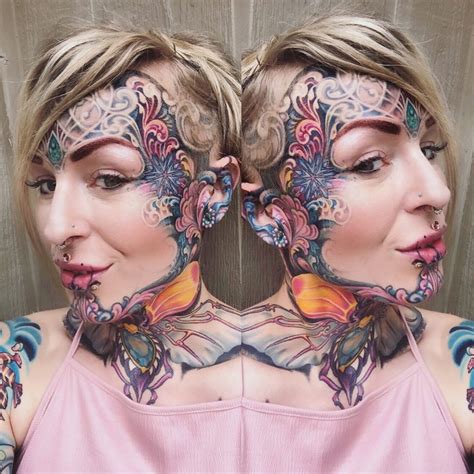 Share 91 About Face Tattooed Woman Unmissable Indaotaonec