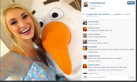 Girl Looks Exactly Like Elsa From Frozen And Its Time Disneyland Gave Her A Job — Photos