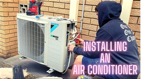 How To Install A Ductless Mini Split Air Conditioner Daikin Youtube