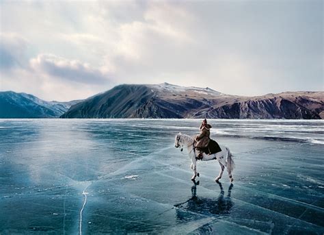 Top 10 Beautiful Frozen Lakes Places To See In Your Lifetime