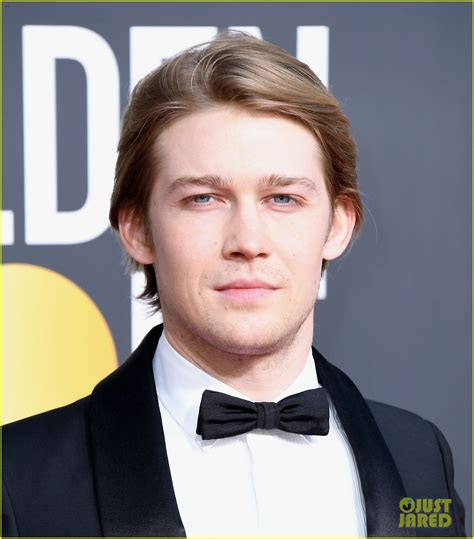It was one my favourite things i've read for a long time. Joe Alwyn & Nicholas Hoult Bring 'The Favourite' To Golden ...