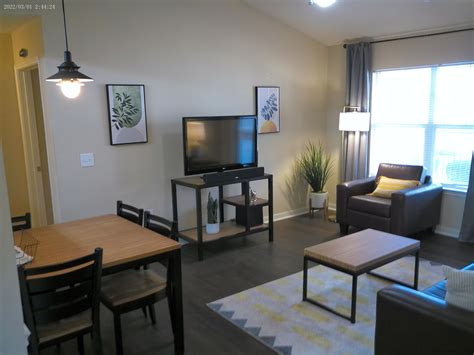 Photos | Campus Lodge | Student Apartments Columbia, MO