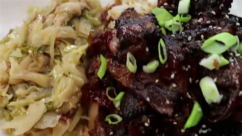 How To Cook Korean Oxtails And Southern Fried Cabbage Cooking Video Youtube