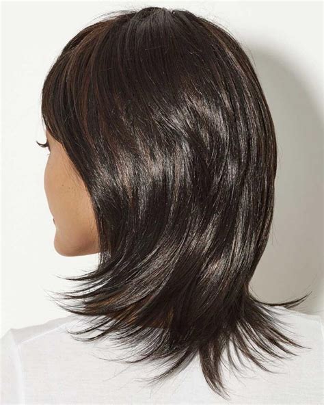 A razor cut is a ladies haircut done with a straight edge razor blade that results in wispy strands with thinner ends. Razor-Cut Shag Wigs With Lush Richly Texturized Layers ...