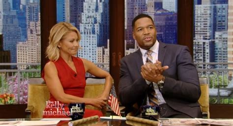 Kelly Ripa Returns To ‘live With Michael Strahan With Passive