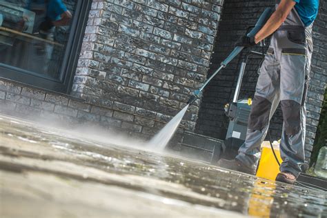 How Do Pressure Washers Work Alpha Power Cleaners