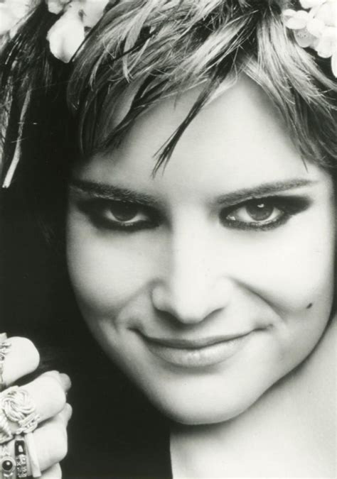 Jennifer Jason Leigh Cbs News