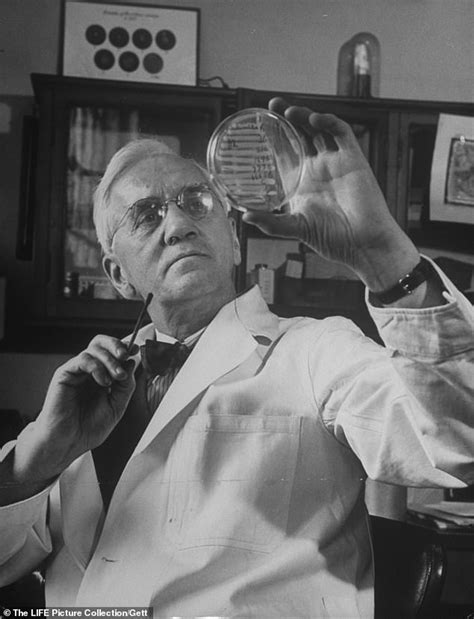 Discoverer Of Penicillin Sir Alexander Fleming Knew About The Threat Of