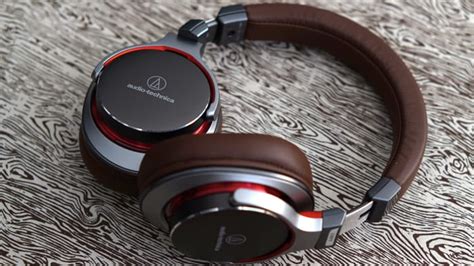 The most recent design by beats provides every little thing you would certainly ever before require for paying attention to your favored music while cycling. The best headphones of 2019