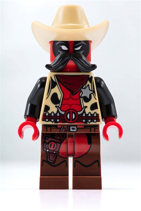 Lego Sdcc 2018 Deadpool Sheriff Exclusive Minifigure Revealed