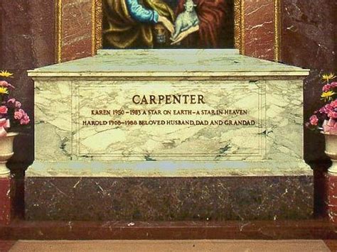 Karen Carpenter Famous Graves Pinterest Famous Graves Famous Tombstones Grave Marker