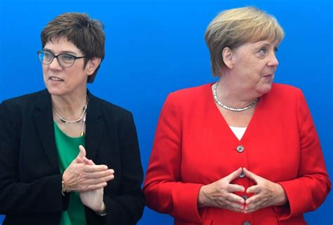 Ekspert Efter Farvel Til Mini Merkel Det Er Helt Uklart Hvor Det
