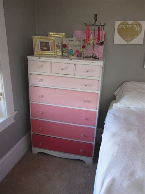Love This Dresser Ombre Paint Painted Dresser Furniture