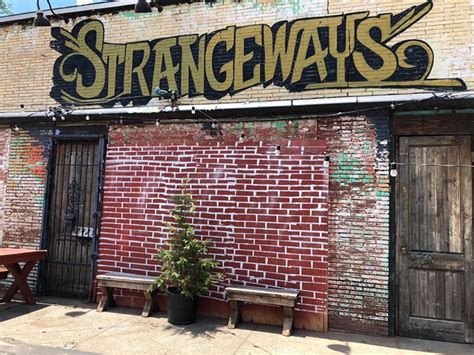 Strangeways Reopens After Car Crashes Into The Old East Dallas Craft Beer Bar Dallas Observer