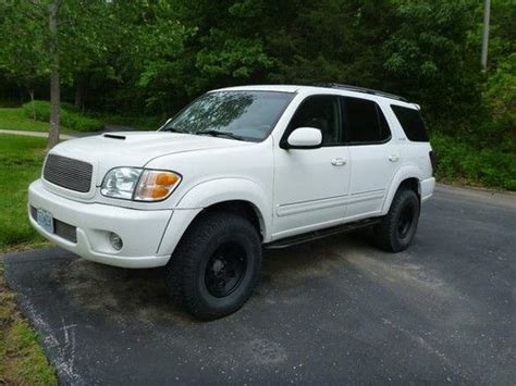 Purchase Used 2001 Toyota Sequoia Limited Sport Utility 4 Door 47l Trd