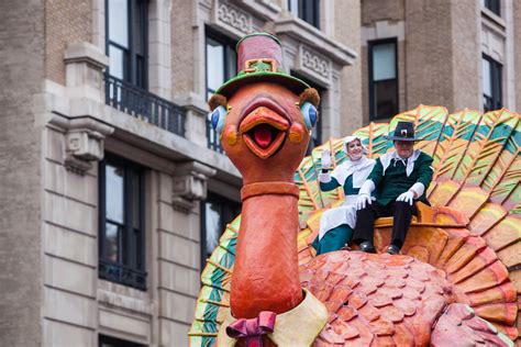 5 Must See Thanksgiving Day Parades