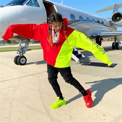 6ix9ine Outfit From August 29 2020 WHATS ON THE STAR
