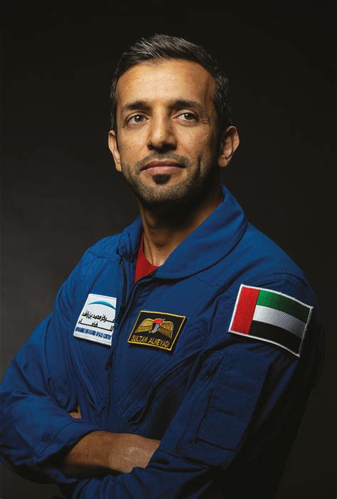 سلطان النيادي أول رائد فضاء عربي يقوم بالسير في الفضاء 28 أبريل الجاري