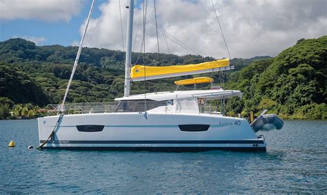 Tahiti Yacht Charter