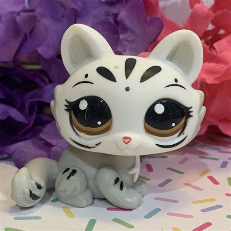 Authentic Littlest Pet Shop Lps 3585 3586 Crouching Cat Tiger Mom Baby