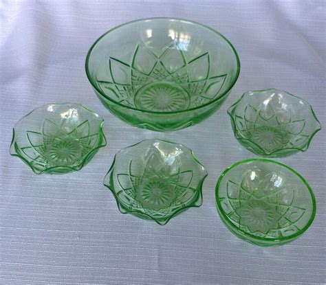 Home Living Bowls Mint Diamond Arches Green Discontinued Pattern