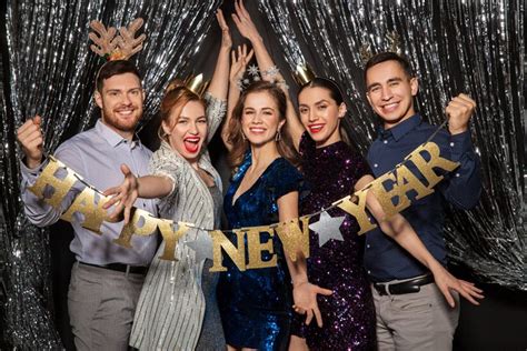 39 Exciting New Years Eve Party Ideas To Ring In 2023 The Bash