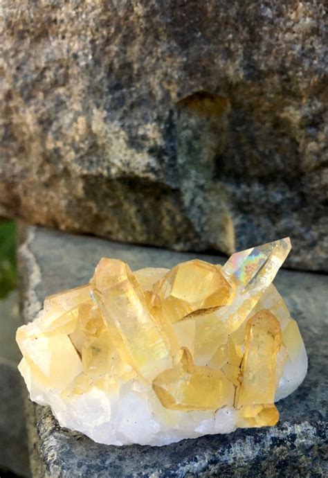 Iridescent Golden Healer Quartz Crystal 65 Gm Arkansas Etsy Solar