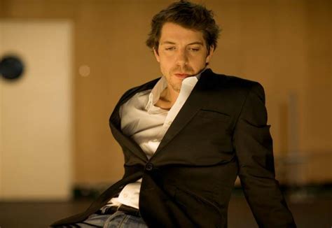 He was dichter des vaderlands (poet of the country) between january 2009. Ramsey Nasr