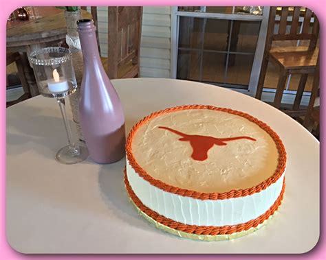 Updated every day as soon as builds are found by me. A giant Texas Longhorns cheesecake | Cupcake cakes ...