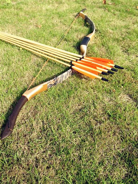 Wonderful Set For Hunting Long Bow Chinese Traditional Longbow Recurve