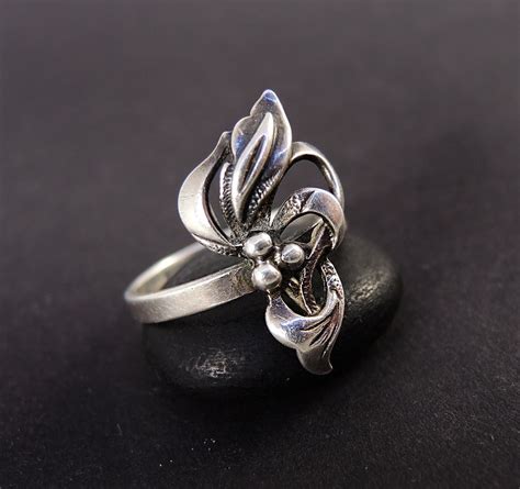 Vintage Sterling Silver Ring Flower Silver Ring Rustic Etsy