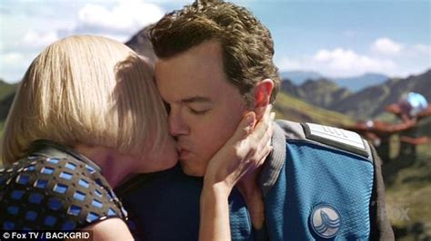 Charlize Theron Has Steamy Sex Scene With Seth Mcfarlane Daily Mail Online