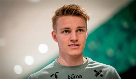 Compare martin ødegaard to top 5 similar players similar players are based on their statistical profiles. Martin Ødegaard 2021 / Martin Ödegaard - 2019/2020 ...