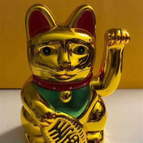 Gold Maneki Neko Lucky Charm Cat Battery Powered Craft Home Etsy
