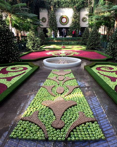 My Paisley World The French Parterre Garden At A Longwood Christmas