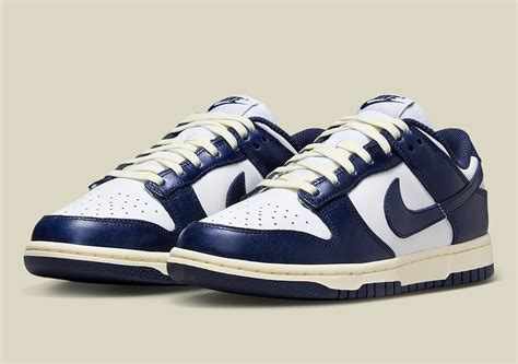 The Nike Dunk Low Vintage Reappears In A Navy Colorway Penxoutlet2