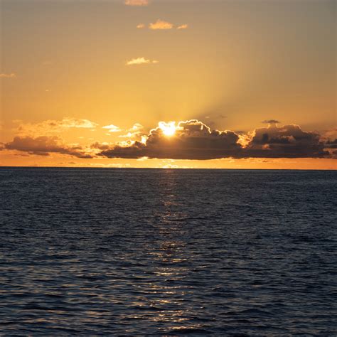 Download Wallpaper 2780x2780 Sea Water Clouds Sun Sunset Ipad Air