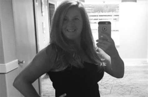 This Mom S Mirror Selfie In Sexy Lbd She Had No Business Wearing Is