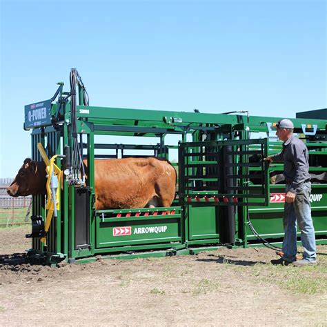 Q Power 107 Series Hydraulic Cattle Chute Arrowquip