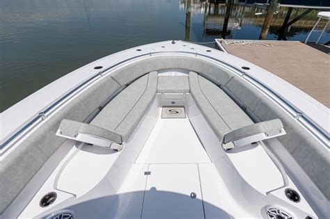 Open 312 Center Console · Features Sportsman Boats