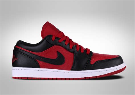 Jordan has even tapped into entities outside of their brand and teamed up with nike sb and. NIKE AIR JORDAN 1 RETRO LOW BANNED por €95,00 | Basketzone.net