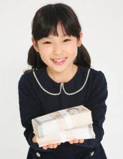 우린 과연 고점에 물린걸까요?앞으로 삼성전자는 어떻게 될지, 삼성전자의 반도체 매출 구조와 반도체 슈퍼사이클을 통해 삼성전자의 미래를 예측해봅니다.이메일. 10년전 세뱃돈으로 삼성전자를 샀더라면 자녀 세뱃돈 주식투자로 ...