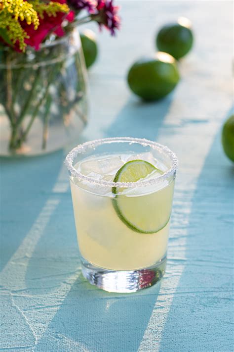 Classic Margarita Recipe Messy Buns And Margaritas