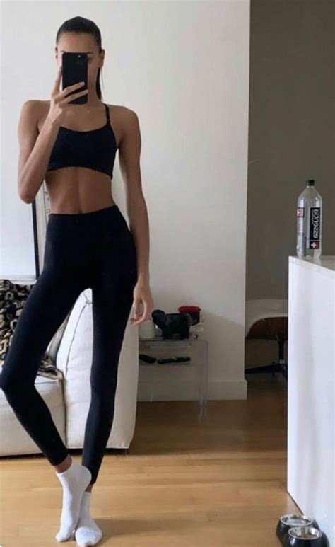 Gym Outfit In 2022 Fitness Inspiration Body Skinny Inspiration Skinny Girl Body
